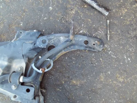 Ψαλίδι Εμπρός Δεξί για TOYOTA YARIS (2012 - 2014) ( ) *ΔΒ* Ψαλίδι Εμπρός Δεξί για TOYOTA YARIS (2012 - 2014) ( ) *ΔΒ*