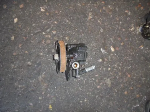 Αντλία Υδραυλικού Τιμονιού Μεταχειρισμένος για NISSAN ALMERA (1998 - 2000) (N15) Hatchback - 5dr 1400 GA14DE petrol 87  Αντλία Υδραυλικού Τιμονιού Μεταχειρισμένος για NISSAN ALMERA (1998 - 2000) (N15) Hatchback - 5dr 1400 GA14DE petrol 87