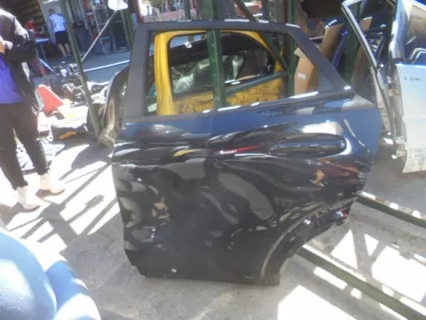 Πόρτα Πίσω Αριστερή (Οχι Πολύ Καθαρή) για FORD PUMA (2019 - ) *Γ* Πόρτα Πίσω Αριστερή (Οχι Πολύ Καθαρή) για FORD PUMA (2019 - ) *Γ*