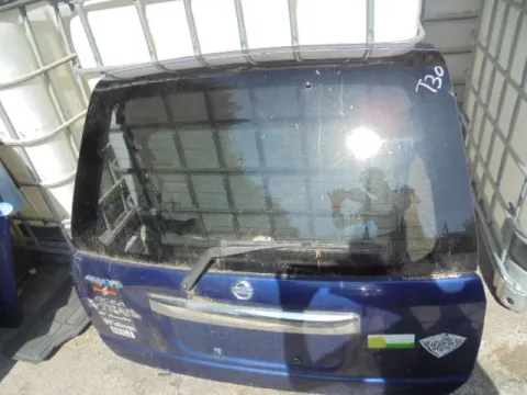Πορτ-Μπαγκάζ  (Λίγο Χτυπημένο) για NISSAN X-TRAIL (2001 - 2003) (T30) , (2003 - 2007) (T30)  Πορτ-Μπαγκάζ  (Λίγο Χτυπημένο) για NISSAN X-TRAIL (2001 - 2003) (T30) , (2003 - 2007) (T30)