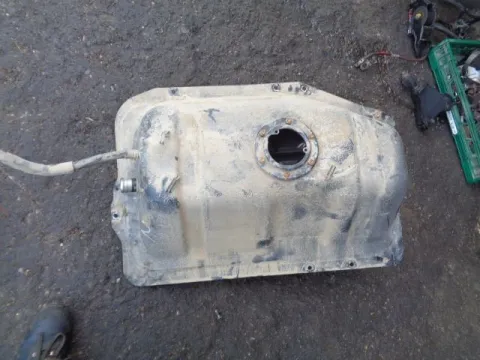 Δεξαμενή Καυσίμου (Ρεζερβουάρ) για SUZUKI JIMNY (2013 - 2018) 1300 (M13A) petrol 86 SN413 (JB43) 4WD *ΔΒ* Δεξαμενή Καυσίμου (Ρεζερβουάρ) για SUZUKI JIMNY (2013 - 2018) 1300 (M13A) petrol 86 SN413 (JB43) 4WD *ΔΒ*