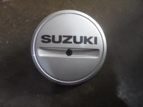 Κάλυμα Ρεζέρβας για SUZUKI JIMNY (1998 - 2005) (SN) , (2005 - 2013) (SN) , (2013 - 2018) *Γ* Κάλυμα Ρεζέρβας για SUZUKI JIMNY (1998 - 2005) (SN) , (2005 - 2013) (SN) , (2013 - 2018) *Γ*