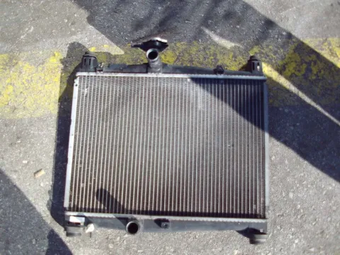 Ψυγείο Κινητήρα (Νερού) για TOYOTA YARIS (1999 - 2002) (XP10) *Γ* Ψυγείο Κινητήρα (Νερού) για TOYOTA YARIS (1999 - 2002) (XP10) *Γ*
