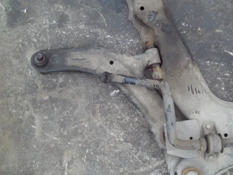 Ψαλίδι Εμπρός Αριστερό για NISSAN QASHQAI (2007 - 2010) (J10) (JJ10) *ΔΒ*