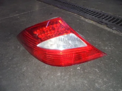 Φανάρι Πίσω Αριστερό LED για MERCEDES CLS (2004 - 2011) (C219)  Φανάρι Πίσω Αριστερό LED για MERCEDES CLS (2004 - 2011) (C219)