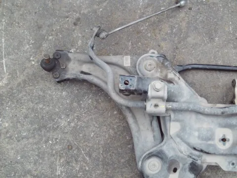 Ψαλίδι Εμπρός Αριστερό για PEUGEOT 208 (2016 - 2019) 1200 (HM05) PureTech 82 Petrol *ΔΒ* Ψαλίδι Εμπρός Αριστερό για PEUGEOT 208 (2016 - 2019) 1200 (HM05) PureTech 82 Petrol *ΔΒ*