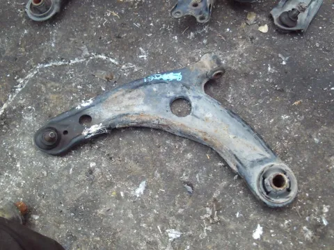 Ψαλίδι Εμπρός Αριστερό για TOYOTA YARIS (2009 - 2012) (XP90) ΠΑΛΕΤΑ 1 *276664* Ψαλίδι Εμπρός Αριστερό για TOYOTA YARIS (2009 - 2012) (XP90) ΠΑΛΕΤΑ 1 *276664*