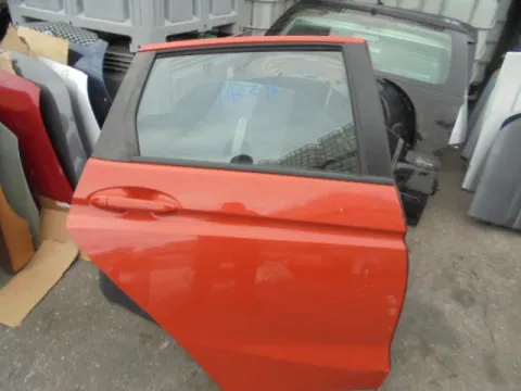 Πόρτα Πίσω Δεξιά για HONDA JAZZ (2015 - ) *Ε* Πόρτα Πίσω Δεξιά για HONDA JAZZ (2015 - ) *Ε*
