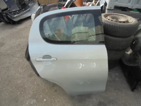 Πόρτα Πίσω Δεξιά για PEUGEOT 108 (2014 - ) , CITROEN C1  Πόρτα Πίσω Δεξιά για PEUGEOT 108 (2014 - ) , CITROEN C1