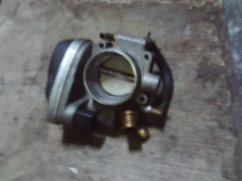 Σώμα Πεταλούδας A2C253192017 για MERCEDES-BENZ C230