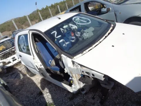 Τροπέτο Αμάξι Με 4 Ζαντολάστιχα 175/65/14 Με Στραβό Άξονα Ταμπούρα Χ. Μηχανή Χ. Σασμάν για FIAT PUNTO (1999 - 2003) (188) Ηatchback - 5dr *ΔΒ* Τροπέτο Αμάξι Με 4 Ζαντολάστιχα 175/65/14 Με Στραβό Άξονα Ταμπούρα Χ. Μηχανή Χ. Σασμάν για FIAT PUNTO (1999 - 2003) (188) Ηatchback - 5dr *ΔΒ*