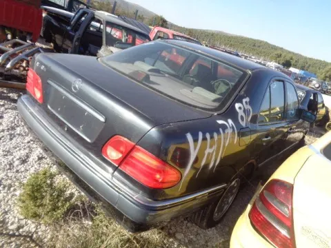 Τροπέτο Αμάξι κομπλέ με Μηχανή και Σασμάν για MERCEDES E - CLASS (1996 - 1999) (W210) Sedan - 4dr *ΔΒ* - 