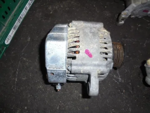 Δυναμό - Εναλλάκτης ( 27060B1030 ) για DAIHATSU TERIOS (2006 - 2009) (J200) SUV- ΕΚΤΟΣ ΔΡΟΜΟΥ - 5 dr (JDAJ210G) 1300 (K3-VE) petrol 86 (J211) 4WD , 1500 (3SZ-VE) petrol 105 (J210) 4WD  Δυναμό - Εναλλάκτης ( 27060B1030 ) για DAIHATSU TERIOS (2006 - 2009) (J200) SUV- ΕΚΤΟΣ ΔΡΟΜΟΥ - 5 dr (JDAJ210G) 1300 (K3-VE) petrol 86 (J211) 4WD , 1500 (3SZ-VE) petrol 105 (J210) 4WD