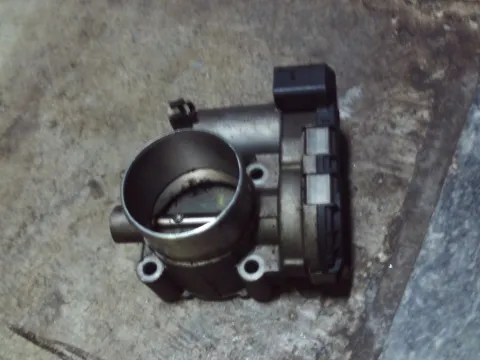 Σώμα Πεταλούδας 0280750534 για FORD FOCUS (2008 - 2010) Mk2b (DA3 - C307)  Σώμα Πεταλούδας 0280750534 για FORD FOCUS (2008 - 2010) Mk2b (DA3 - C307)