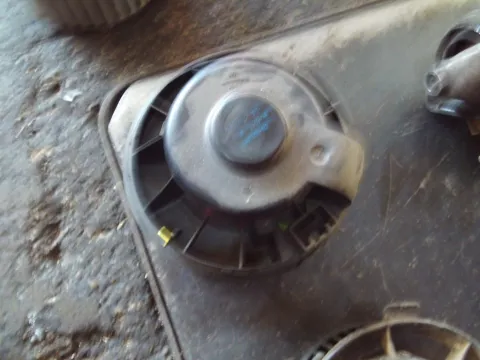 Μοτέρ Καλοριφέρ 1736007103 για VOLVO V40 (2004 - 2007) 1600 D 4164 T Diesel 110  Μοτέρ Καλοριφέρ 1736007103 για VOLVO V40 (2004 - 2007) 1600 D 4164 T Diesel 110