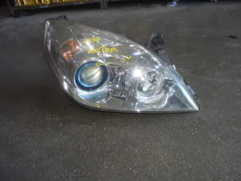 Φανάρι Εμπρός Δεξί XENON (Σπασμένη Βάση) για OPEL VECTRA (2005 - 2008) C  Φανάρι Εμπρός Δεξί XENON (Σπασμένη Βάση) για OPEL VECTRA (2005 - 2008) C