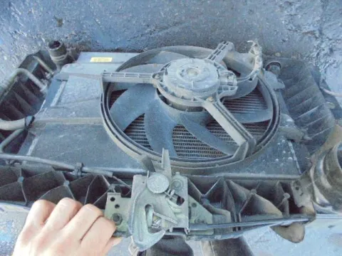 Μούρη (με καπό) (Χωρίς Φτερά) για MAZDA 2 (2003 - 2005) (DY) *Γ* -  Μούρη (με καπό) (Χωρίς Φτερά) για MAZDA 2 (2003 - 2005) (DY) *Γ* -