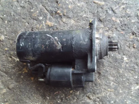 Μίζα 0001124011 για VW POLO (1994 - 1999) (6N1) 1900 (AGD) Diesel 64 SDI  Μίζα 0001124011 για VW POLO (1994 - 1999) (6N1) 1900 (AGD) Diesel 64 SDI