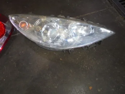 Φανάρι Εμπρός Δεξί (Σπασμένη Βάση) για PEUGEOT 307 (2005 - 2008) Φανάρι Εμπρός Δεξί (Σπασμένη Βάση) για PEUGEOT 307 (2005 - 2008)