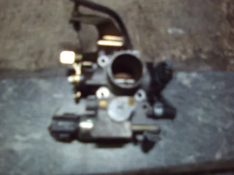 Σώμα Πεταλούδας 1340075F20 για SUZUKI SWIFT (1997 - 2005) (SF)   (49) Σώμα Πεταλούδας 1340075F20 για SUZUKI SWIFT (1997 - 2005) (SF)   (49)