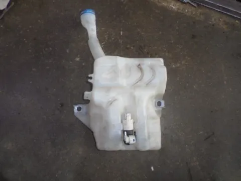 Δοχείο Υαλοκαθαριστήρων Με Μοτέρ για FORD C-MAX (2011 - ) GRAND C-MAX  Δοχείο Υαλοκαθαριστήρων Με Μοτέρ για FORD C-MAX (2011 - ) GRAND C-MAX