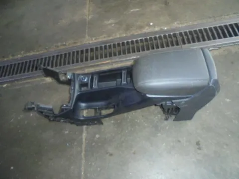 Υποβραχιόνιο(Τεμπέλης) για FORD C-MAX (2011 - ) GRAND C-MAX *Γ* Υποβραχιόνιο(Τεμπέλης) για FORD C-MAX (2011 - ) GRAND C-MAX *Γ*