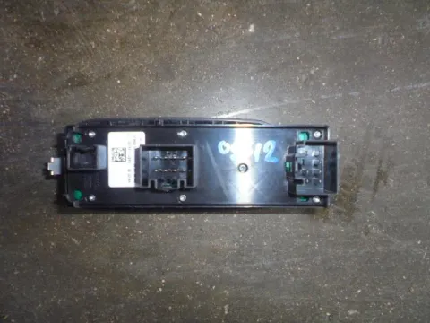 Διακόπτης Παραθύρων Κεντρικός Αριστερής 4Πλος 4+8+7Pin για FORD FIESTA (2008 - 2012) Mk6 (JA8)  -  Διακόπτης Παραθύρων Κεντρικός Αριστερής 4Πλος 4+8+7Pin για FORD FIESTA (2008 - 2012) Mk6 (JA8)  -