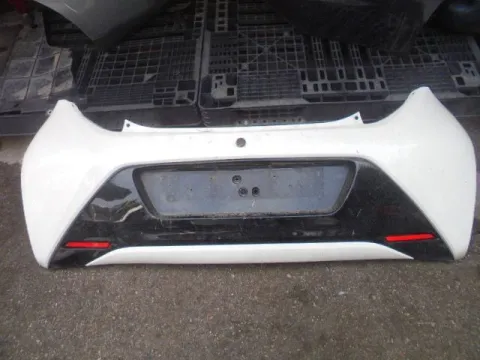 Προφυλακτήρας Πίσω (Με Σπασμένη Βάση)  για TOYOTA AYGO (2014 - 2017)  Προφυλακτήρας Πίσω (Με Σπασμένη Βάση)  για TOYOTA AYGO (2014 - 2017)