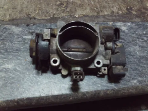 Σώμα Πεταλούδας 7276826001 για PEUGEOT 106 (1992 - 1995) (1A) (1C)  Σώμα Πεταλούδας 7276826001 για PEUGEOT 106 (1992 - 1995) (1A) (1C)