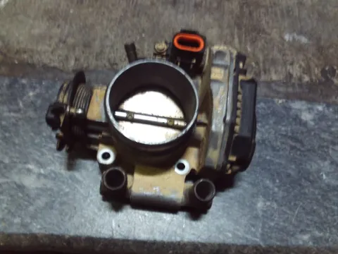 Σώμα Πεταλούδας 3510003000 για HYUNDAI i10 (2012 - 2014) ( ) 