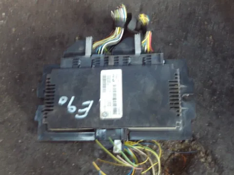 Εγκέφαλος Κινητήρα 6135920453601 για BMW 3 Series (2005 - 2008) (E90-1-2-3)  ΤΕΛΑΡΟ ΔΙΑΦΟΡΟΙ *28* Εγκέφαλος Κινητήρα 6135920453601 για BMW 3 Series (2005 - 2008) (E90-1-2-3)  ΤΕΛΑΡΟ ΔΙΑΦΟΡΟΙ *28*