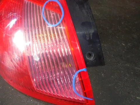 Φανάρι Πίσω Αριστερό (Ραγισμένο) για MITSUBISHI COLT (2005 - 2008 ) (CZ) Hatchback - 3dr (CZ3)  -  Φανάρι Πίσω Αριστερό (Ραγισμένο) για MITSUBISHI COLT (2005 - 2008 ) (CZ) Hatchback - 3dr (CZ3)  -
