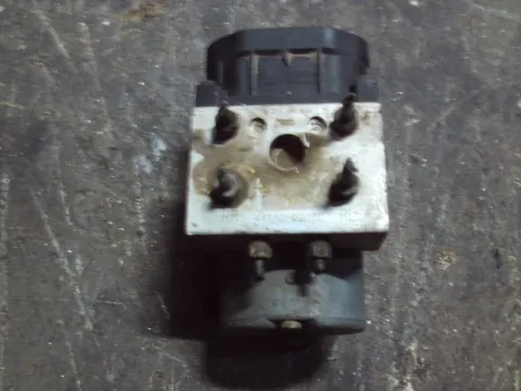 Μονάδα ABS 4451002050 για TOYOTA COROLLA (2002 - 2004) (E120)  Μονάδα ABS 4451002050 για TOYOTA COROLLA (2002 - 2004) (E120)