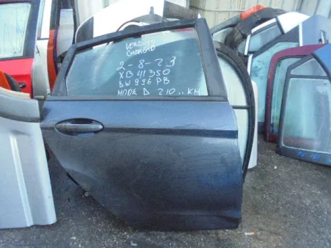 Πόρτα Πίσω Δεξιά (Λίγο Χτυπημένη)  για FORD FIESTA (2008 - 2012) Mk6 (JA8) *Γ* Πόρτα Πίσω Δεξιά (Λίγο Χτυπημένη)  για FORD FIESTA (2008 - 2012) Mk6 (JA8) *Γ*