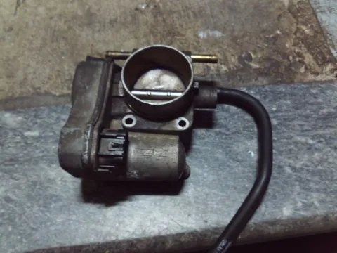 Σώμα Πεταλούδας 25177983 για OPEL CORSA (2000 - 2004) C  (33) Σώμα Πεταλούδας 25177983 για OPEL CORSA (2000 - 2004) C  (33)