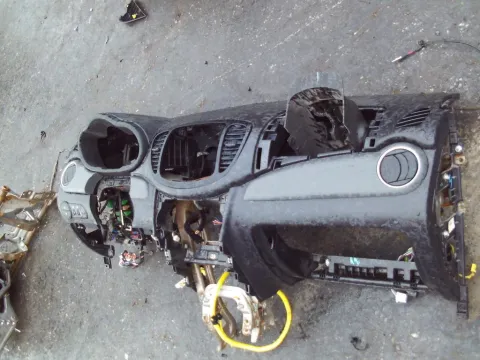 Ταμπλό για HYUNDAI i10 (2008 - 2011) 1100 G4HG petrol 67 *Δ* Ταμπλό για HYUNDAI i10 (2008 - 2011) 1100 G4HG petrol 67 *Δ*