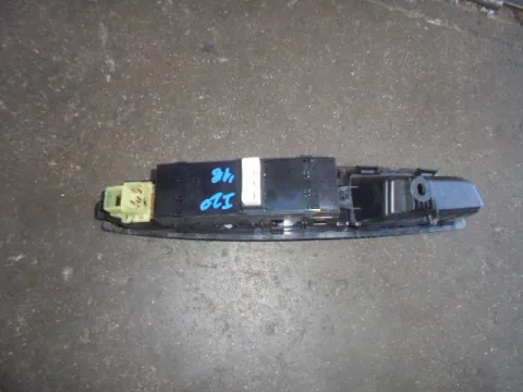 Διακόπτης Παραθύρων Κεντρικός Αριστερής 7+18pin για HYUNDAI i20 (2015 - 2020)  -  Διακόπτης Παραθύρων Κεντρικός Αριστερής 7+18pin για HYUNDAI i20 (2015 - 2020)  -