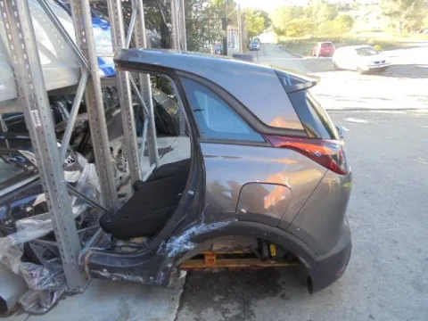 Τροπέτο Πίσω Χωρίς Άξονα Με Προφυλακτήρα Πίσω Με Parktronic Με Φανάρια Πίσω Και Πορτ-Μπαγκάζ  για OPEL CROSSLAND X (2017 -) *Π* -  Τροπέτο Πίσω Χωρίς Άξονα Με Προφυλακτήρα Πίσω Με Parktronic Με Φανάρια Πίσω Και Πορτ-Μπαγκάζ  για OPEL CROSSLAND X (2017 -) *Π* -