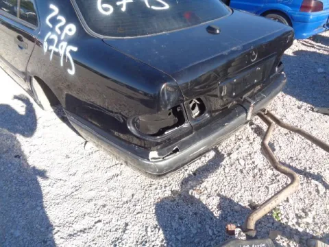 Τροπέτο Αμάξι Κουφάρι με Πίσω Άξονα Δισκόπλακες ABS Χ.Ζάντες για MERCEDES E - CLASS (1996 - 1999) (W210) Sedan - 4dr *ΔΒ* -  Τροπέτο Αμάξι Κουφάρι με Πίσω Άξονα Δισκόπλακες ABS Χ.Ζάντες για MERCEDES E - CLASS (1996 - 1999) (W210) Sedan - 4dr *ΔΒ* -