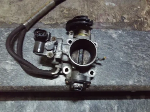 Σώμα Πεταλούδας για TOYOTA COROLLA (1997 - 1999) (A111)  Σώμα Πεταλούδας για TOYOTA COROLLA (1997 - 1999) (A111)