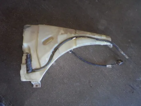 Δοχείο Υαλοκαθαριστήρων Με Μοτέρ για PORSCHE CAYENNE (2003 - 2007) (955)  Δοχείο Υαλοκαθαριστήρων Με Μοτέρ για PORSCHE CAYENNE (2003 - 2007) (955)