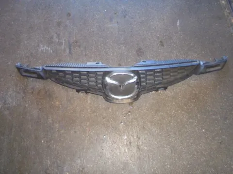 Μάσκα για MAZDA 2 (2008 - 2011) (DE)  Μάσκα για MAZDA 2 (2008 - 2011) (DE)