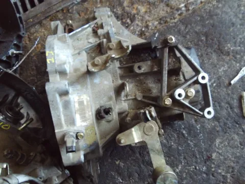 Κιβώτιο Ταχυτήτων (Σασμάν) Χειροκίνητο για SUZUKI BALENO (1994 - 1998) (SY) 1300 G13B petrol 85 JL CHANGAN ITALY Κιβώτιο Ταχυτήτων (Σασμάν) Χειροκίνητο για SUZUKI BALENO (1994 - 1998) (SY) 1300 G13B petrol 85 JL CHANGAN ITALY