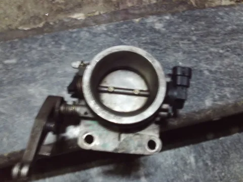 Σώμα Πεταλούδας AJ0010428B για RENAULT MEGANE (1999 - 2002) (LA) (DA) (EA) (KA) ( Σώμα Πεταλούδας AJ0010428B για RENAULT MEGANE (1999 - 2002) (LA) (DA) (EA) (KA) (