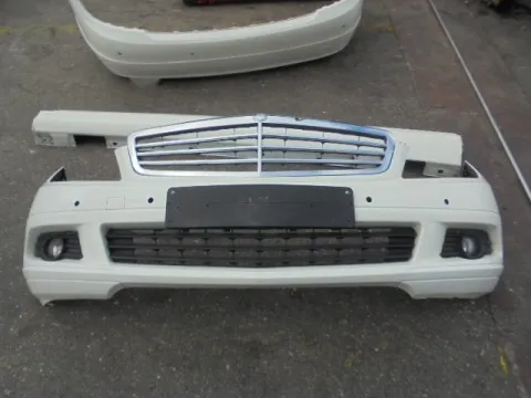 Προφυλακτήρας Εμπρός Mε parktronic (Ελαττωματική Μάσκα ) για MERCEDES C - CLASS (2007 - 2011) (W204) Sedan - 4dr  Προφυλακτήρας Εμπρός Mε parktronic (Ελαττωματική Μάσκα ) για MERCEDES C - CLASS (2007 - 2011) (W204) Sedan - 4dr
