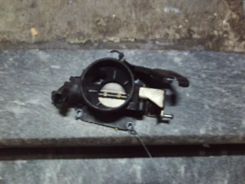 Σώμα Πεταλούδας XS4UKB για FORD FOCUS (2002 - 2004) Mk1b  Σώμα Πεταλούδας XS4UKB για FORD FOCUS (2002 - 2004) Mk1b