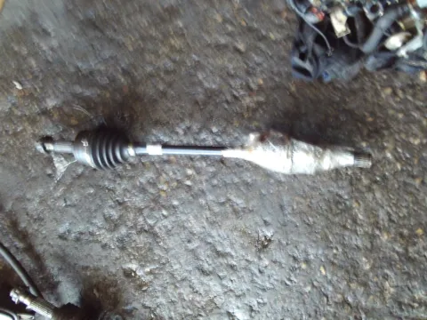 Ημιαξόνιο Εμπρός Αριστερό για TOYOTA AYGO (2017 - ) 1000 Petrol (1KR) VVT-i 75hp  Ημιαξόνιο Εμπρός Αριστερό για TOYOTA AYGO (2017 - ) 1000 Petrol (1KR) VVT-i 75hp