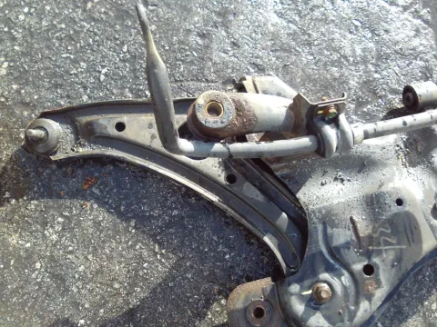 Ψαλίδι Εμπρός Αριστερό για HYUNDAI GETZ (2002 - 2005) (TB) 1100 G4HD petrol 63 *ΔΒ* Ψαλίδι Εμπρός Αριστερό για HYUNDAI GETZ (2002 - 2005) (TB) 1100 G4HD petrol 63 *ΔΒ*