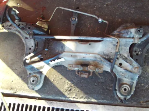 Γέφυρα Εμπρός Οριζόντια για VW GOLF (1998 - 2004) Mk4 (1J1) *ΔΒ* Γέφυρα Εμπρός Οριζόντια για VW GOLF (1998 - 2004) Mk4 (1J1) *ΔΒ*