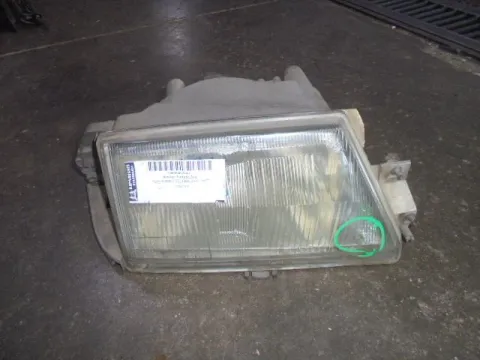 Φανάρι Εμπρός Δεξί (Ραγισμένο) για ALFA ROMEO 33 (1990 -1995) (907)  Φανάρι Εμπρός Δεξί (Ραγισμένο) για ALFA ROMEO 33 (1990 -1995) (907)